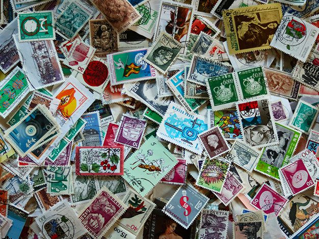 Other ways to give Stamps | Autres façons de donner Timbres